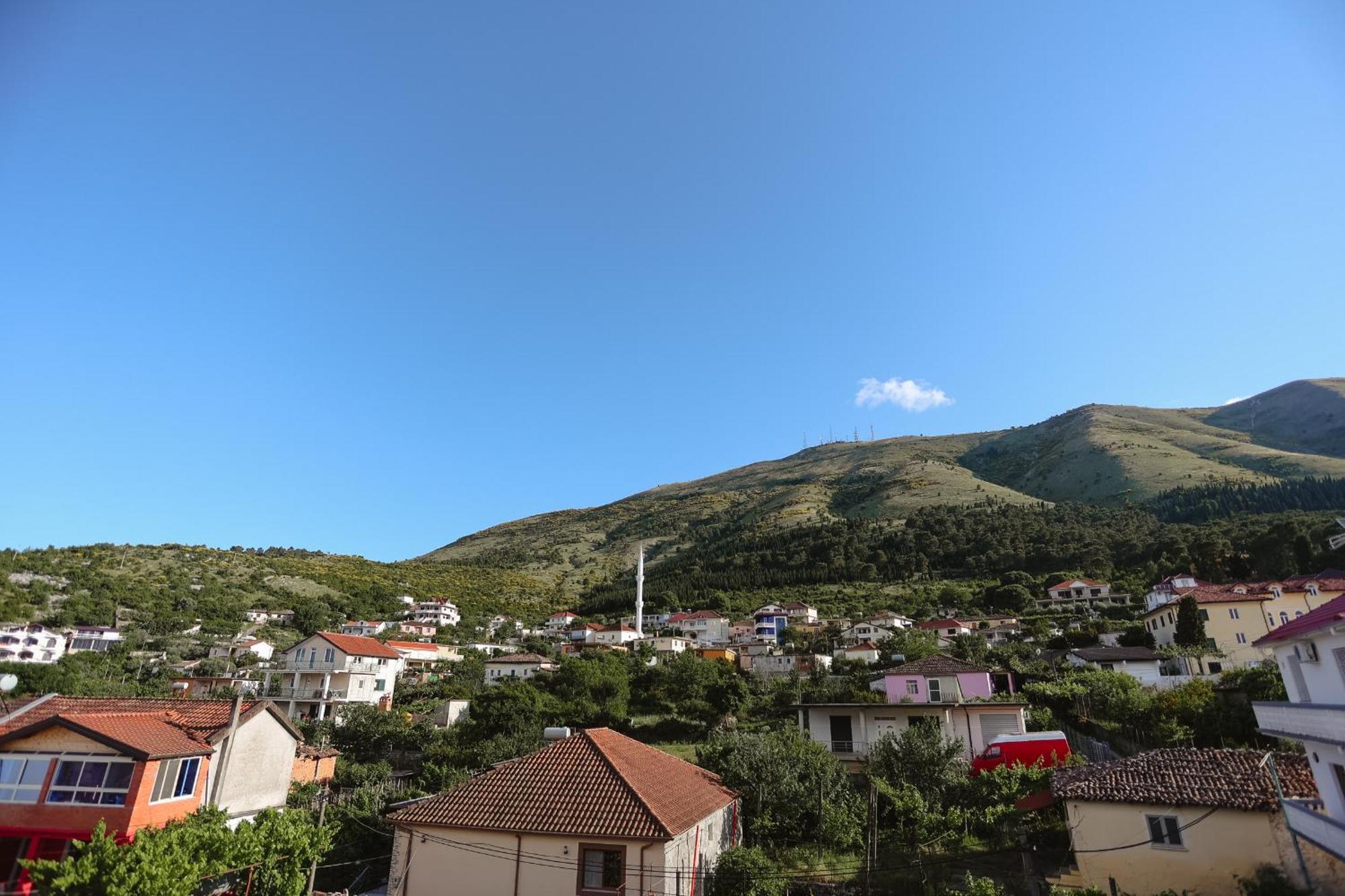 Hotel Shkodra Lake Široka Exteriör bild