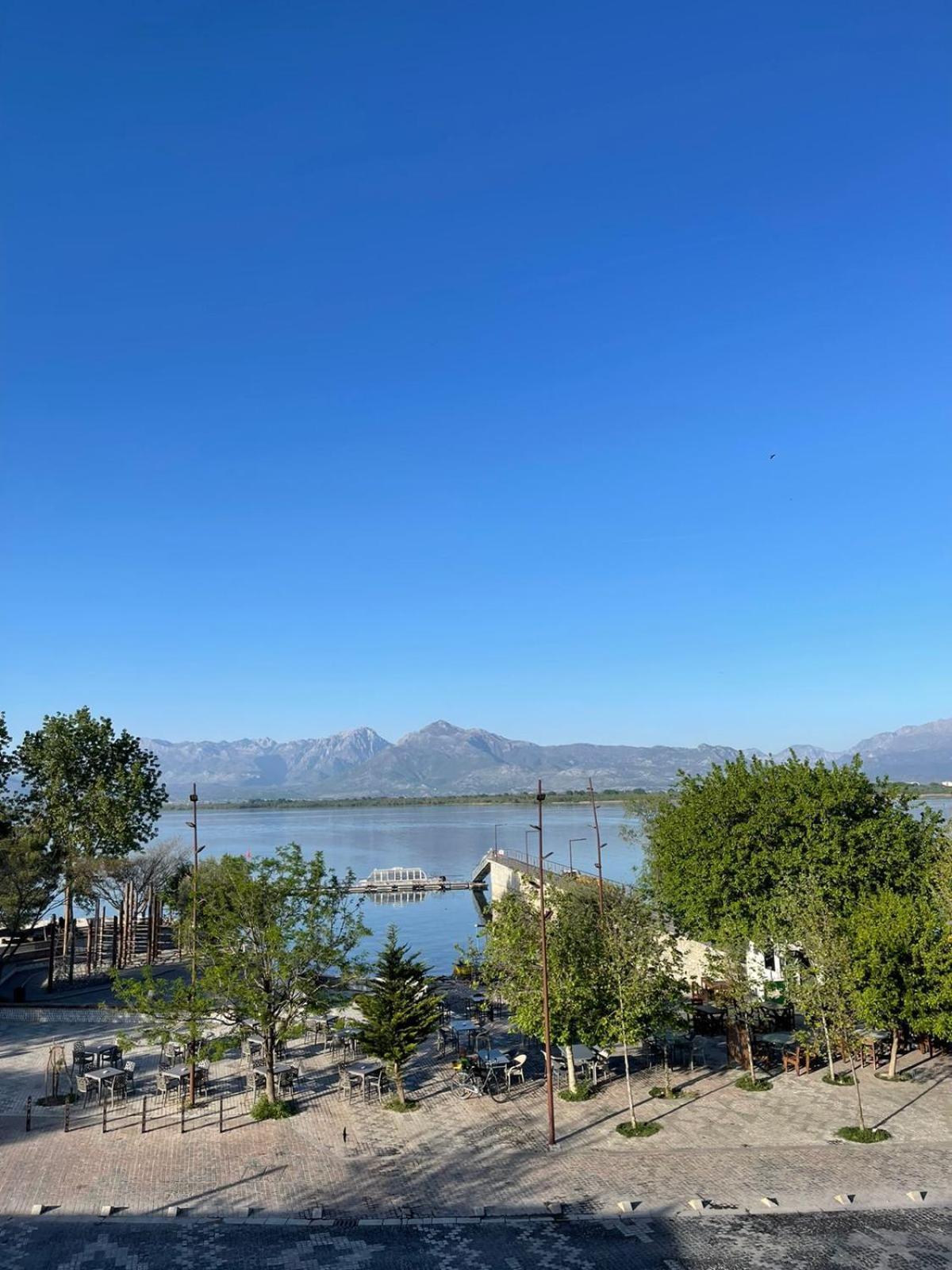 Hotel Shkodra Lake Široka Exteriör bild