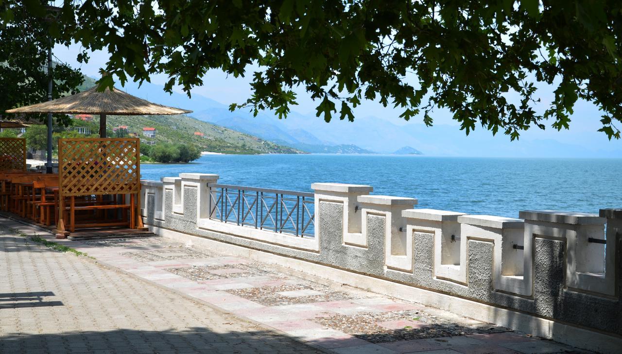 Hotel Shkodra Lake Široka Exteriör bild